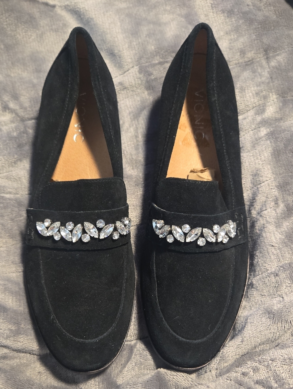 Vionic-"Avvy" Loafer in Black-Size 8 - Picture 3 of 12